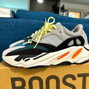 YEEZY BOOST 700 'WAVE RUNNER’